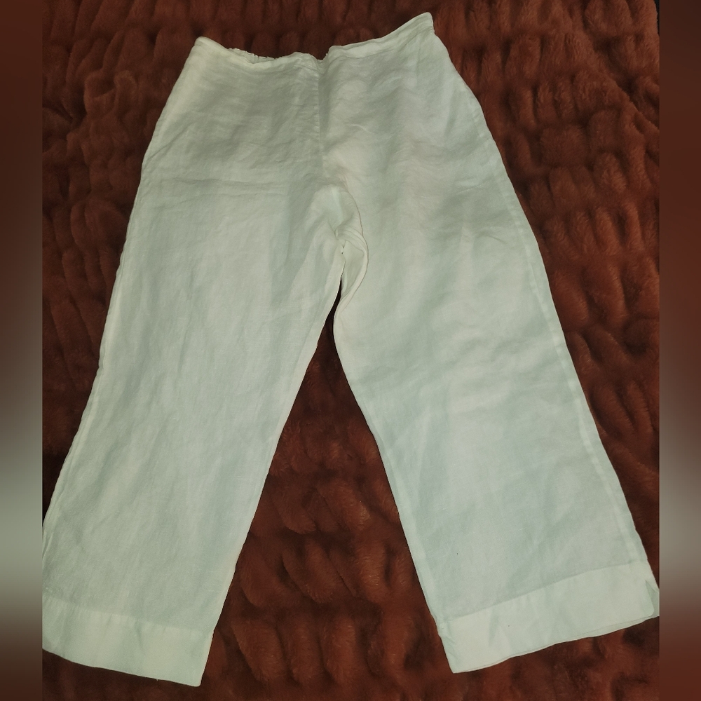 Bryn Walker White Capri Pants